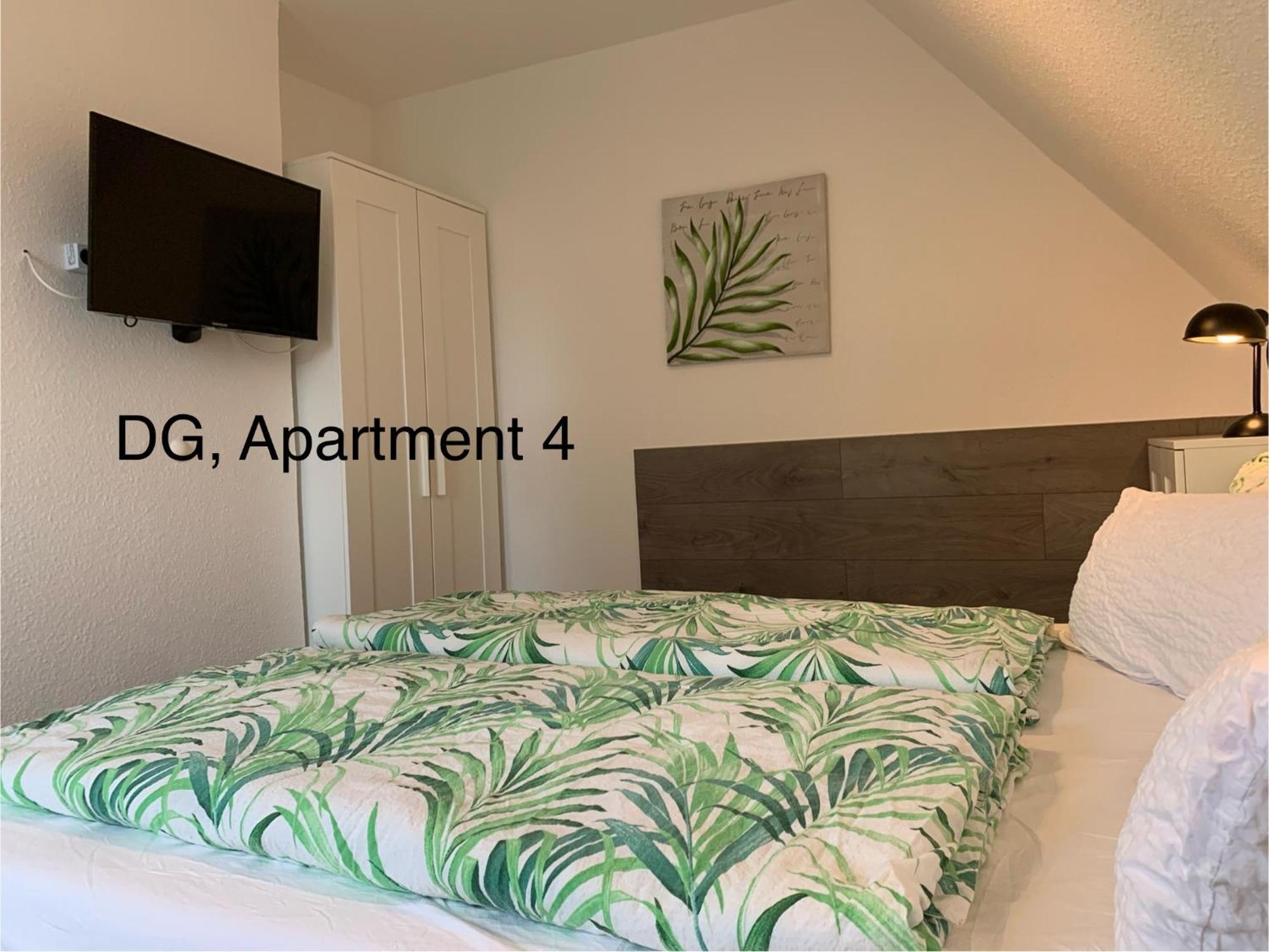 Eschen'S Blick Apartment เอาริคช์ ภายนอก รูปภาพ