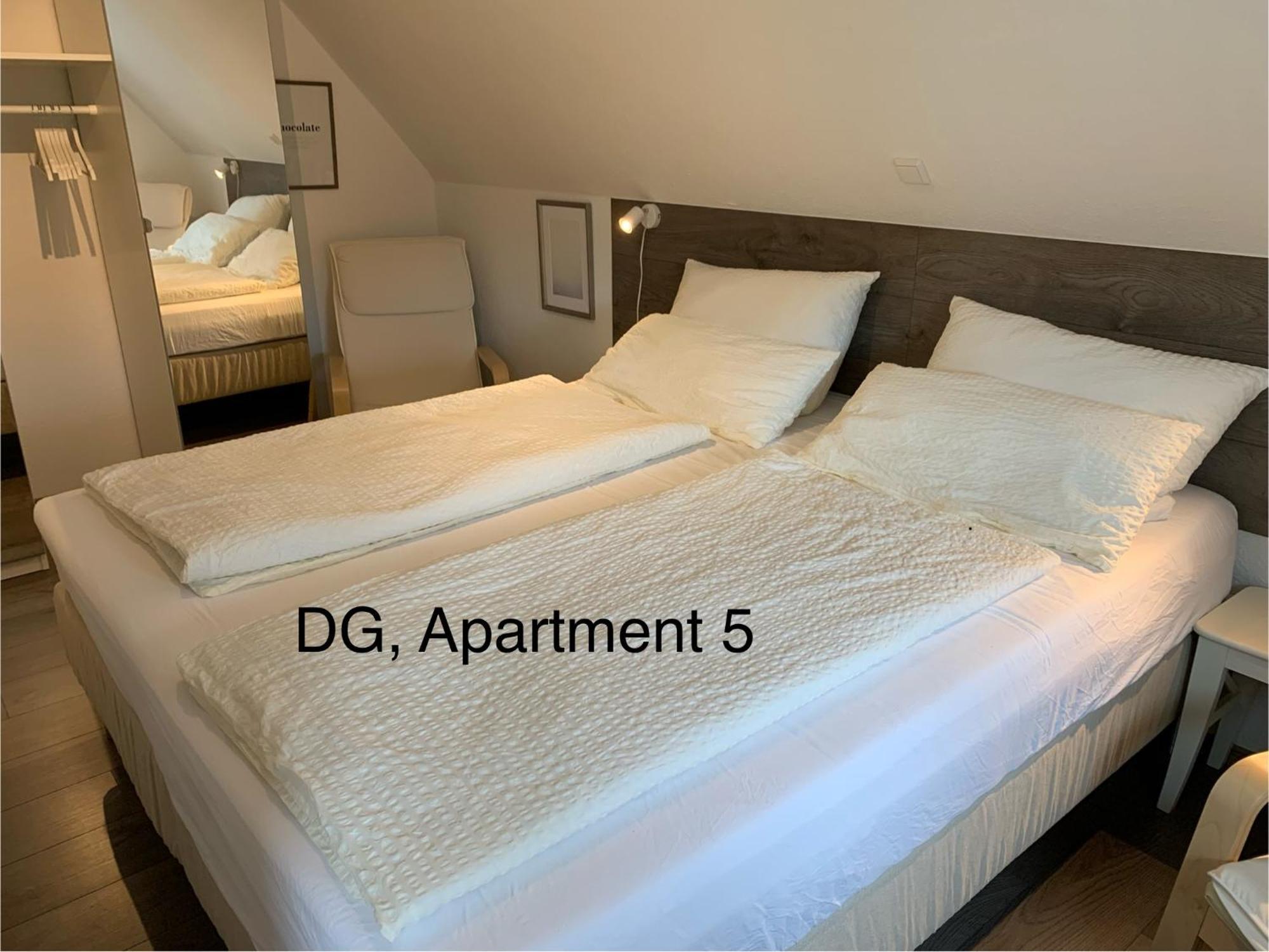 Eschen'S Blick Apartment เอาริคช์ ภายนอก รูปภาพ