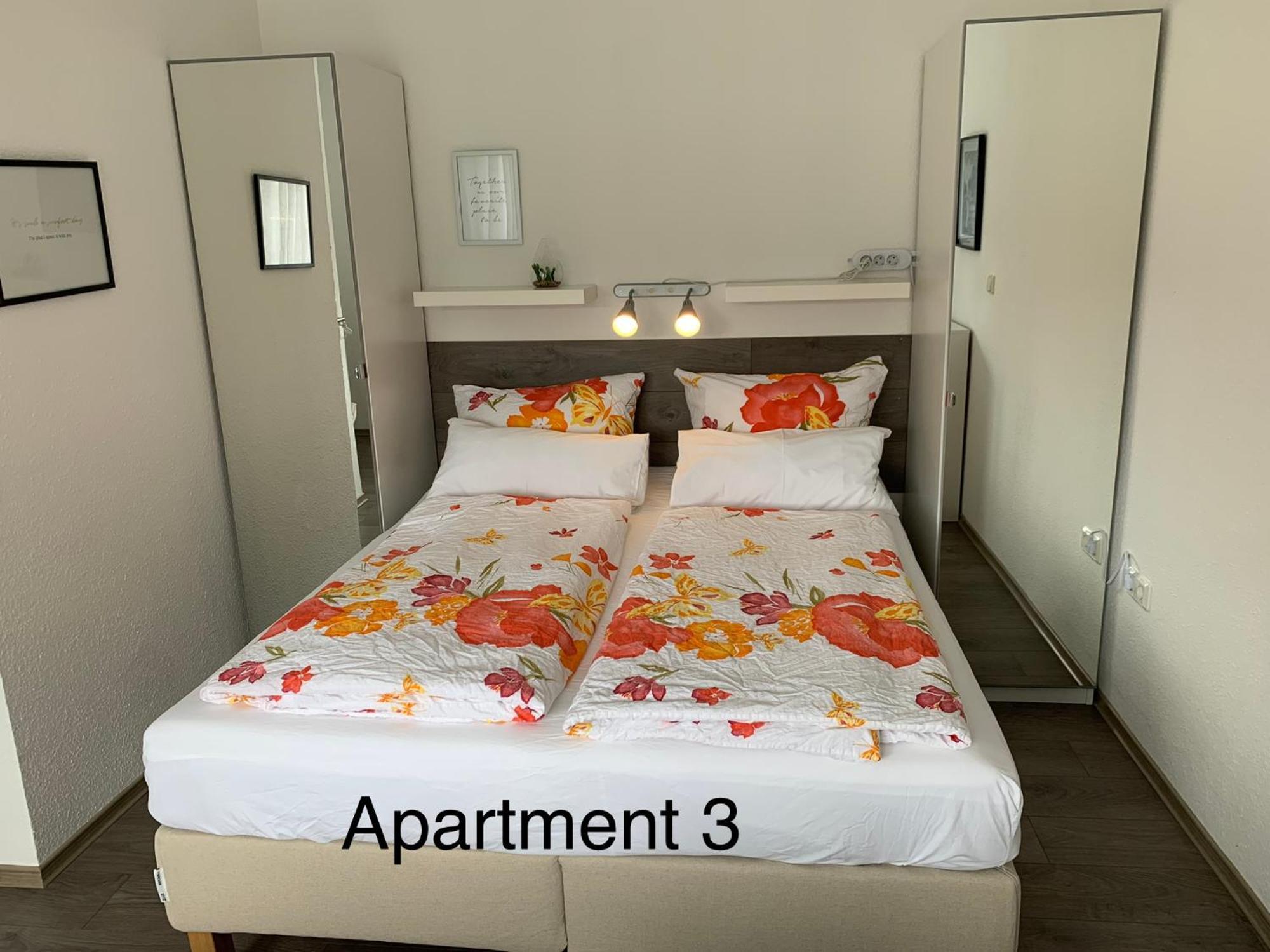 Eschen'S Blick Apartment เอาริคช์ ภายนอก รูปภาพ